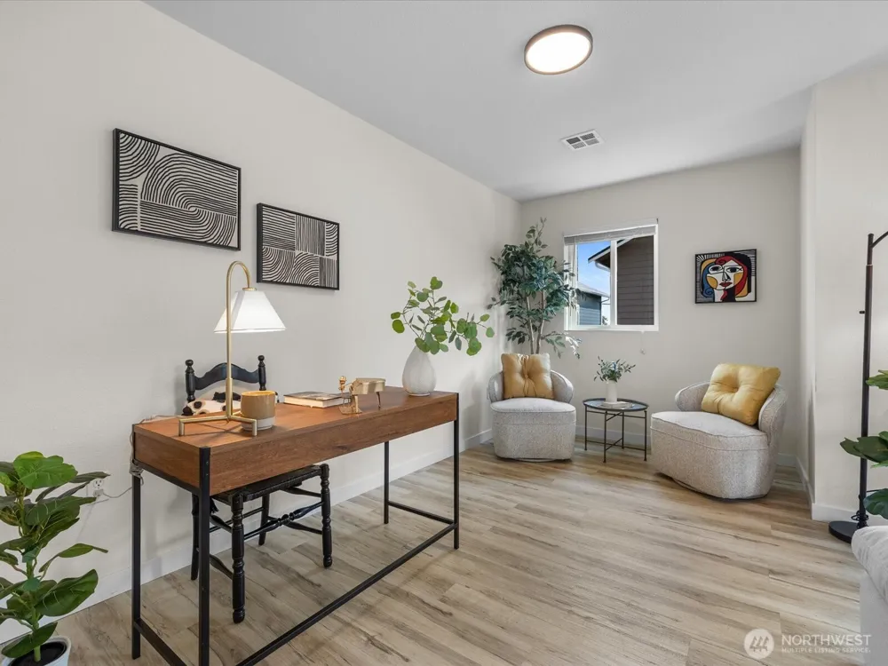 1318 37th Street #1202 Everett, WA 98201