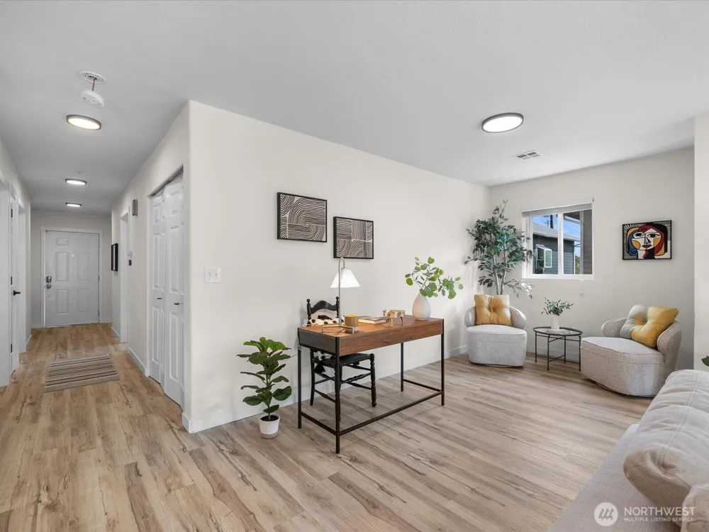 1318 37th Street #1202 Everett, WA 98201