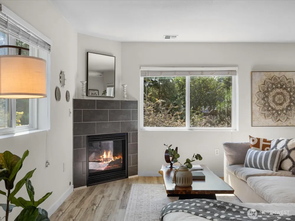 1318 37th Street #1202 Everett, WA 98201