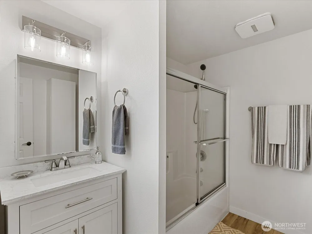 1318 37th Street #1202 Everett, WA 98201