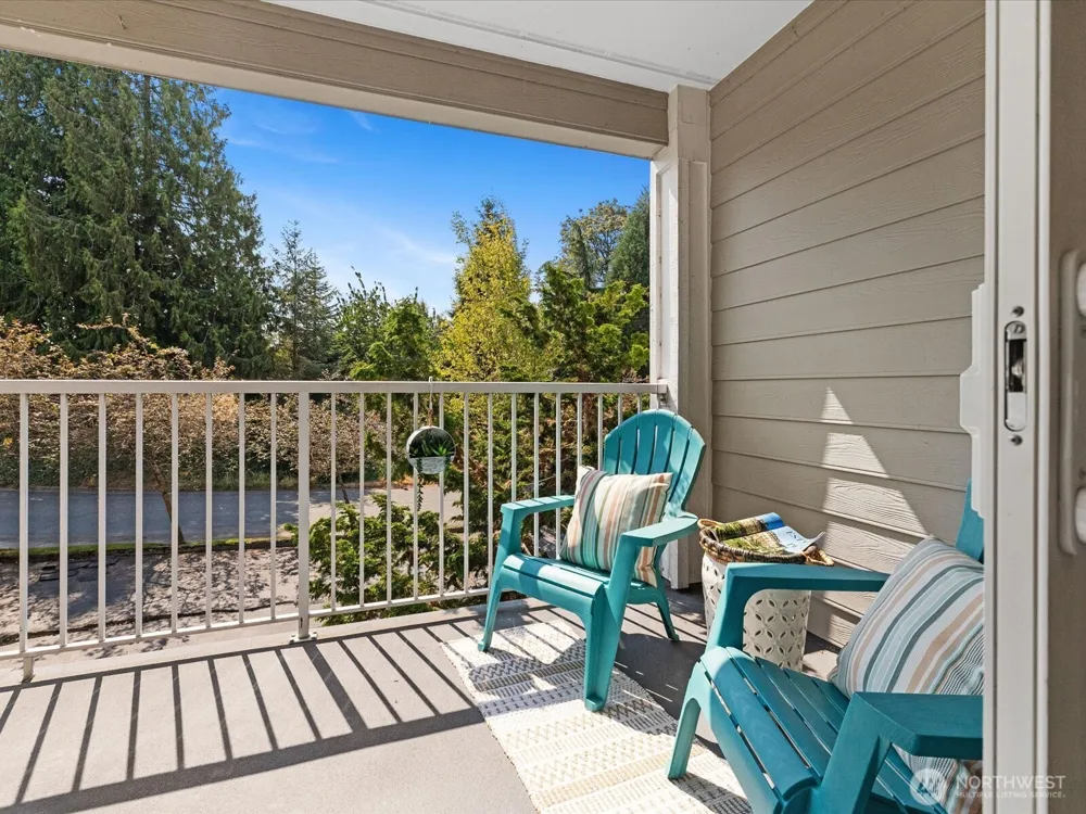 1318 37th Street #1202 Everett, WA 98201