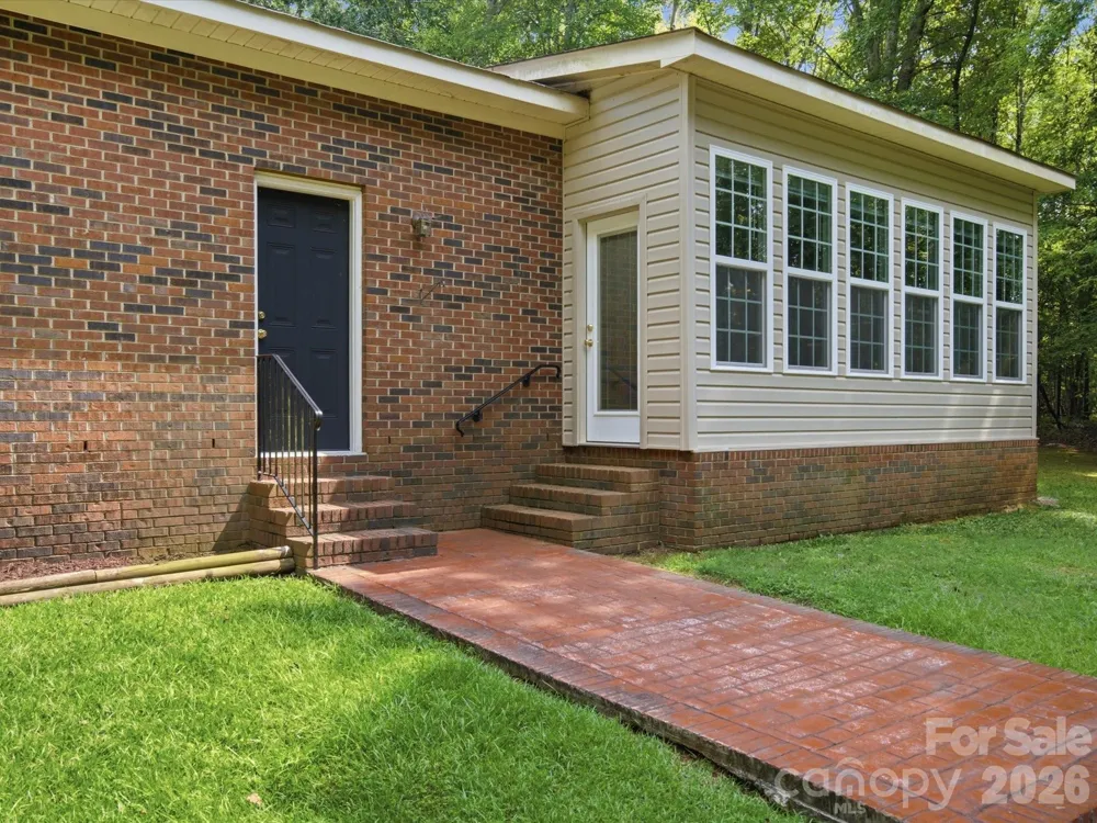 155 S Grandview Road Clover, SC 29710