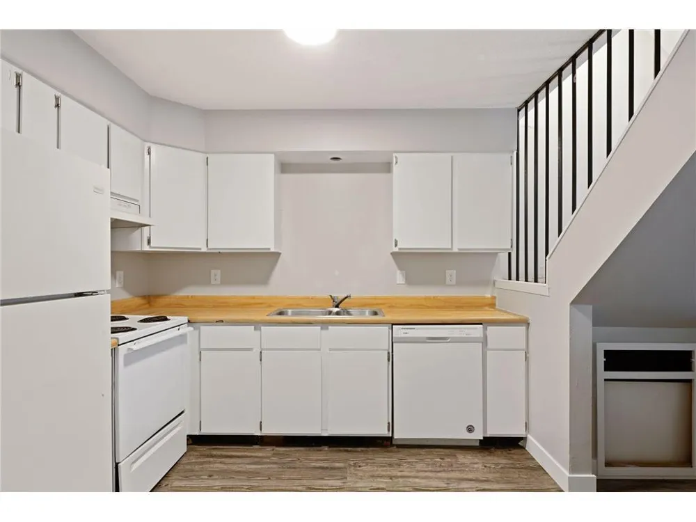 924 21st Avenue S Minneapolis, MN 55404