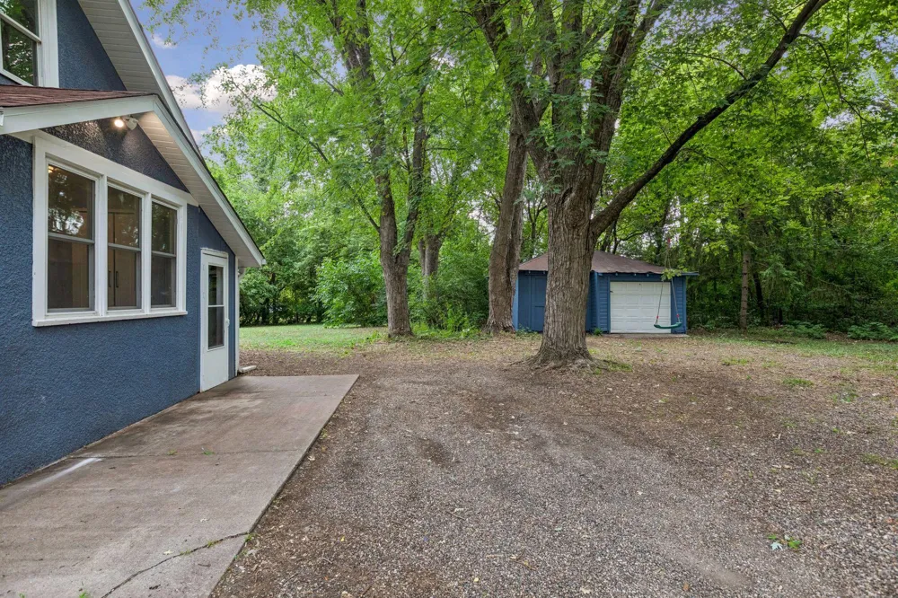 7217 63rd Avenue Brooklyn Park, MN 55428