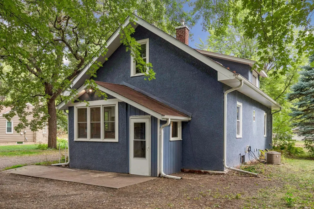 7217 63rd Avenue Brooklyn Park, MN 55428