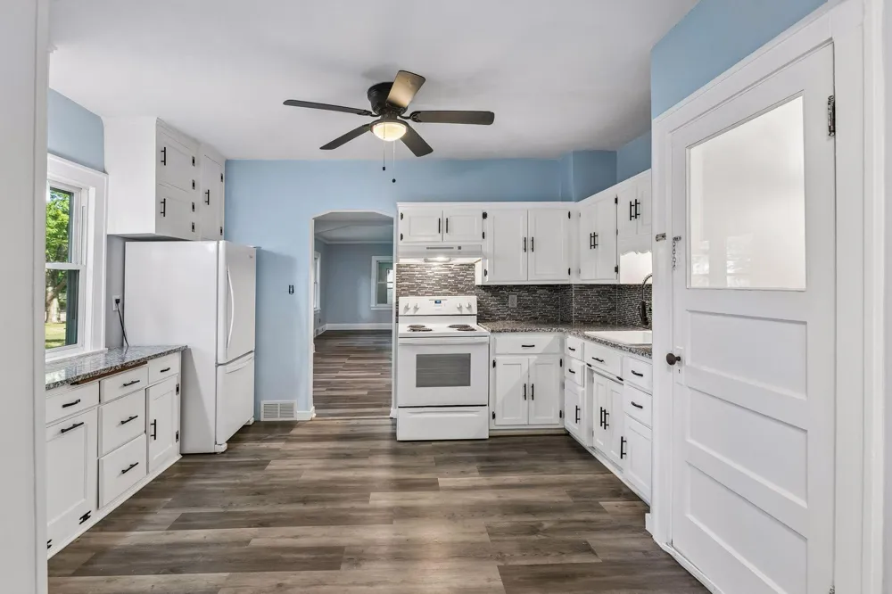 7217 63rd Avenue Brooklyn Park, MN 55428
