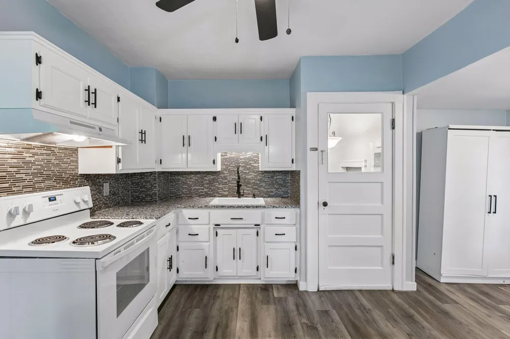7217 63rd Avenue Brooklyn Park, MN 55428