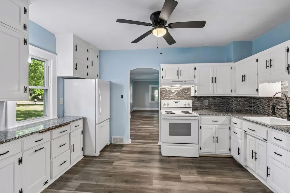 7217 63rd Avenue Brooklyn Park, MN 55428