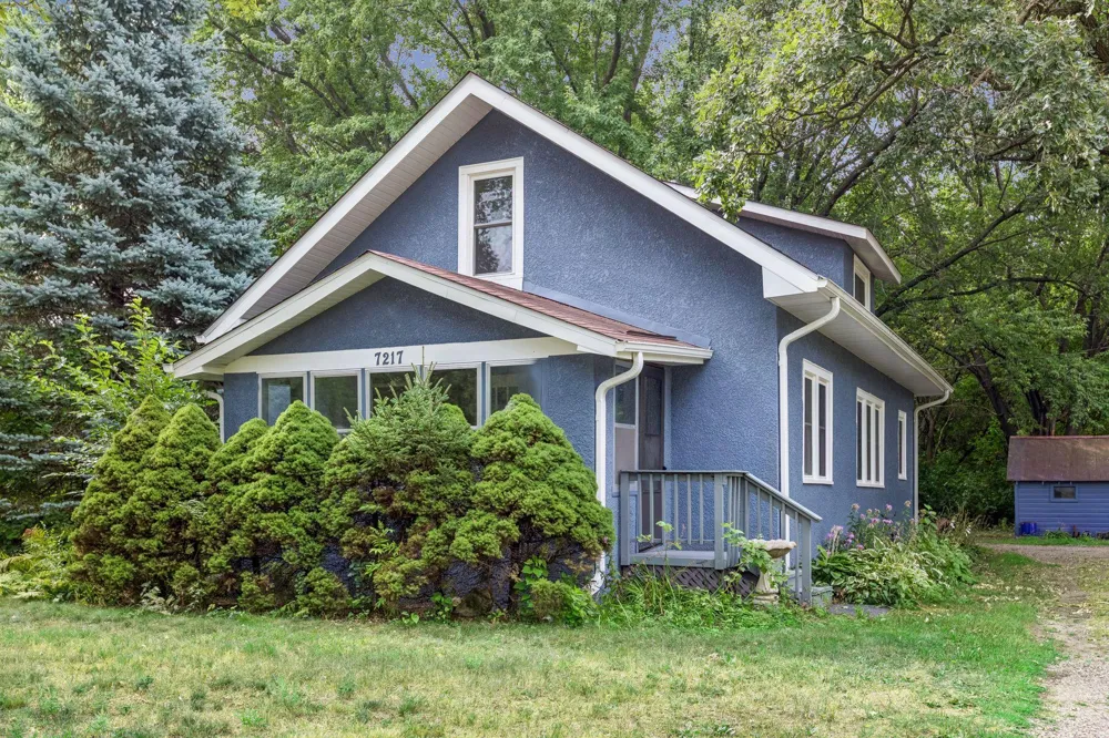7217 63rd Avenue Brooklyn Park, MN 55428