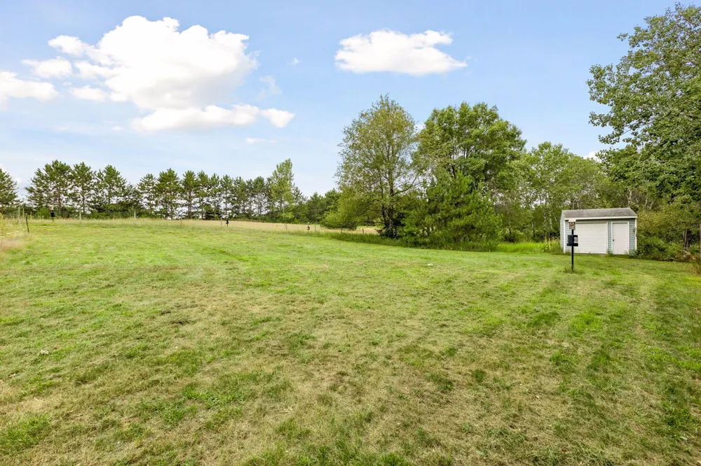 2146 202nd Avenue NW Oak Grove, MN 55011