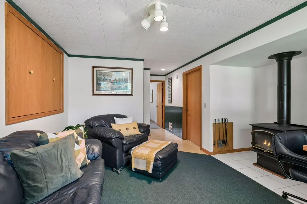 2146 202nd Avenue NW Oak Grove, MN 55011