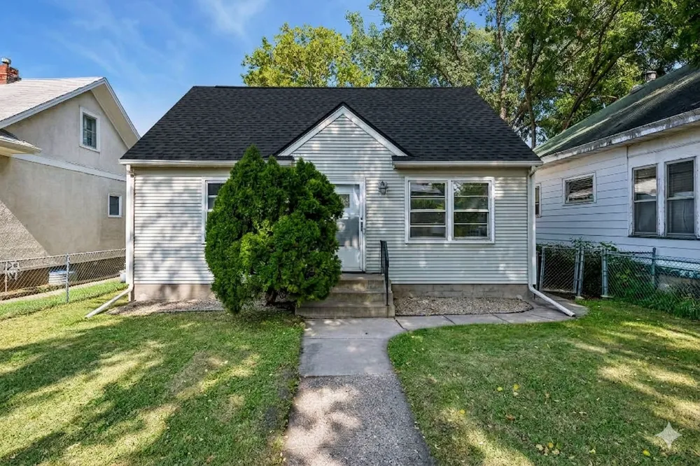 3539 Snelling Avenue Minneapolis, MN 55406