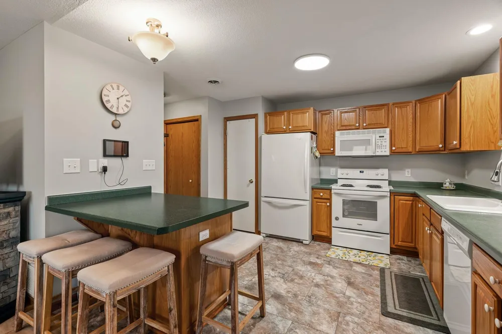 1820 Wooden Shoe Court Baldwin, WI 54002