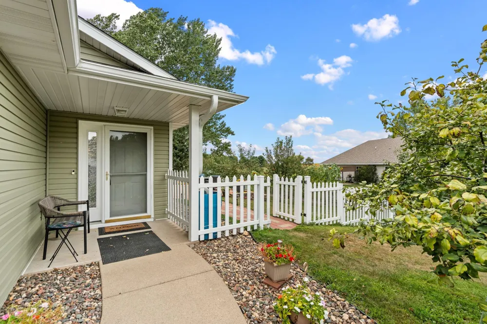 1820 Wooden Shoe Court Baldwin, WI 54002