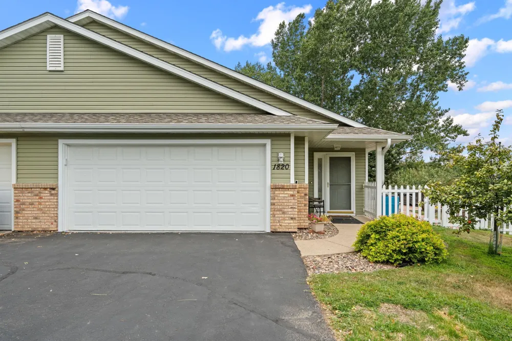 1820 Wooden Shoe Court Baldwin, WI 54002