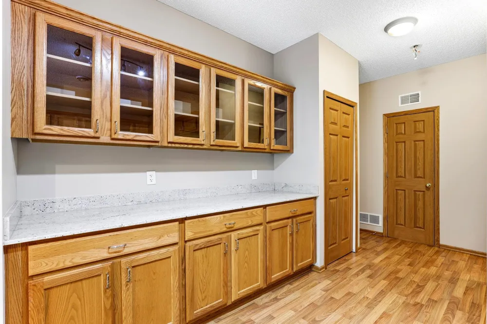 6784 Pine Crest Trail S Cottage Grove, MN 55016