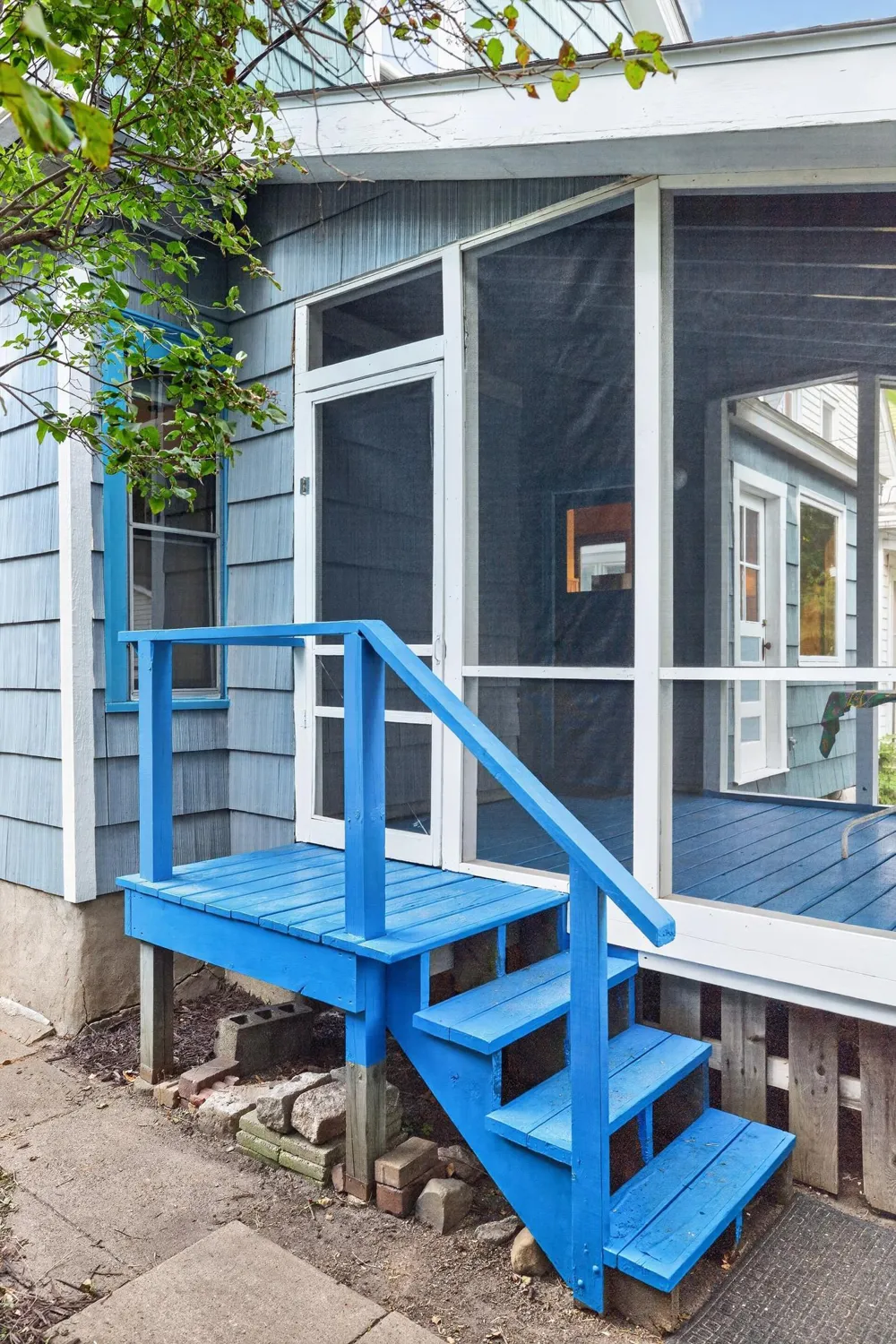 2415 E 22nd Street Minneapolis, MN 55406
