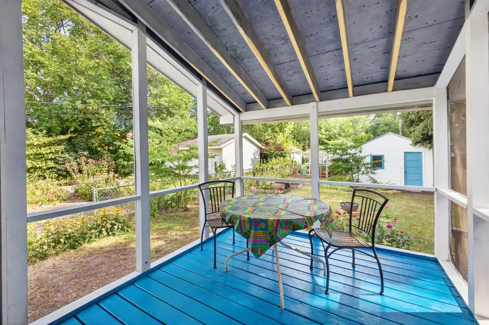 2415 E 22nd Street Minneapolis, MN 55406