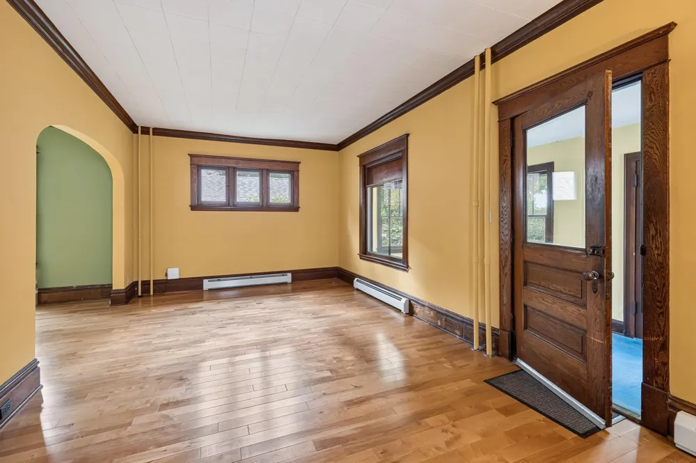 2415 E 22nd Street Minneapolis, MN 55406