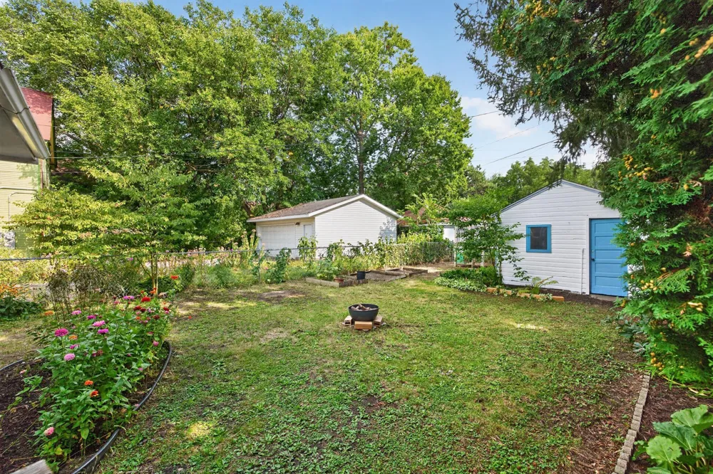 2415 E 22nd Street Minneapolis, MN 55406