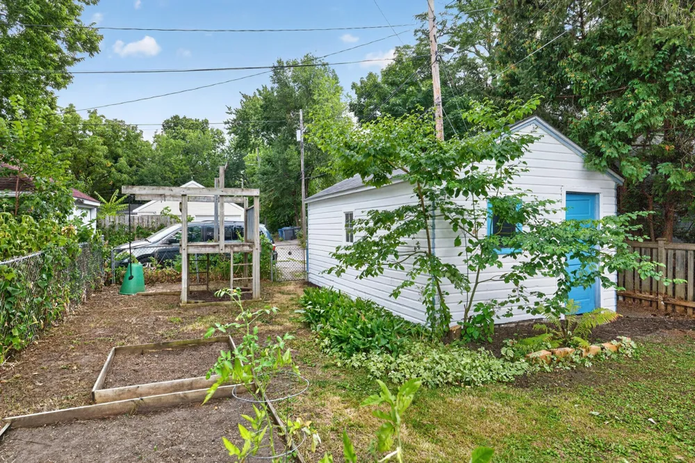 2415 E 22nd Street Minneapolis, MN 55406