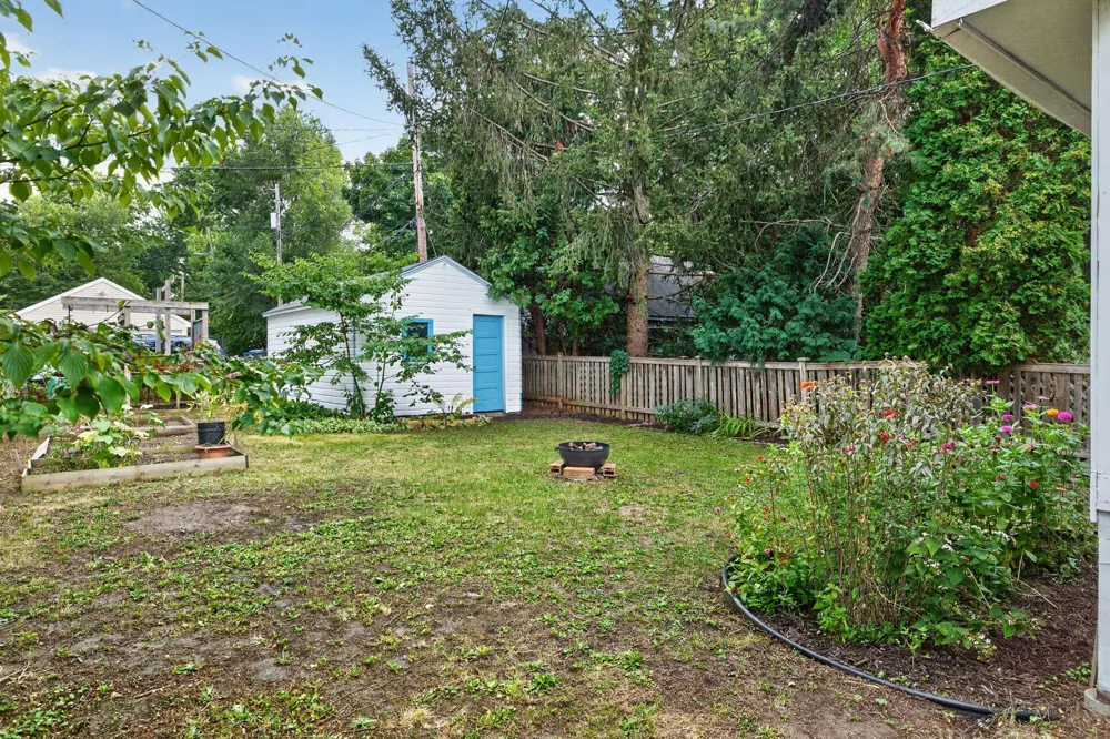 2415 E 22nd Street Minneapolis, MN 55406