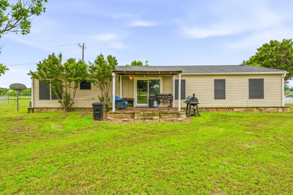 11555 US Highway 377 Stephenville, TX 76401