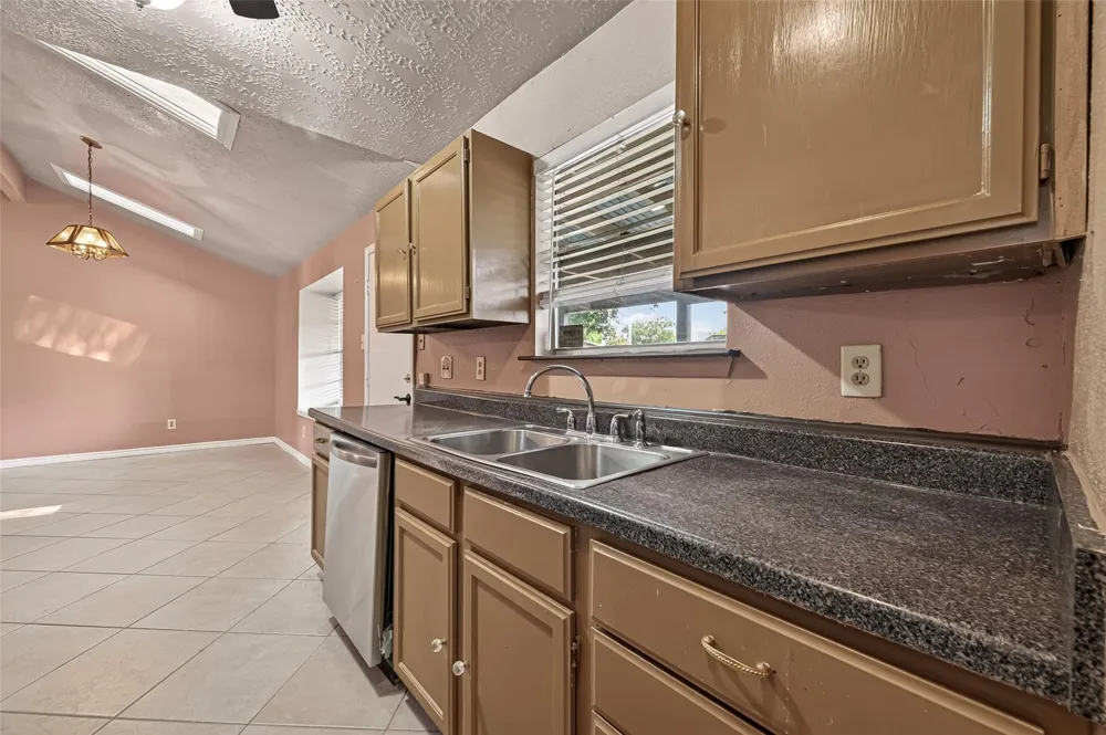 10706 Thorncliff Drive Humble, TX 77396