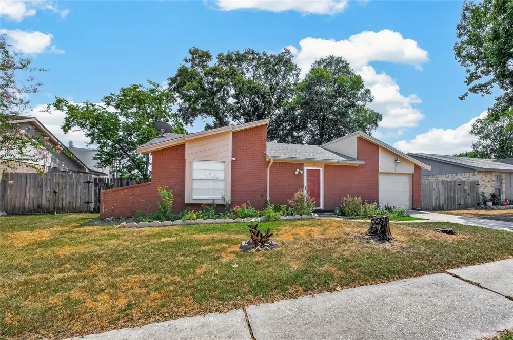 10706 Thorncliff Drive Humble, TX 77396