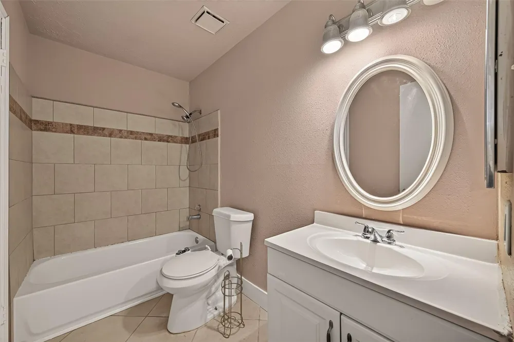 10706 Thorncliff Drive Humble, TX 77396