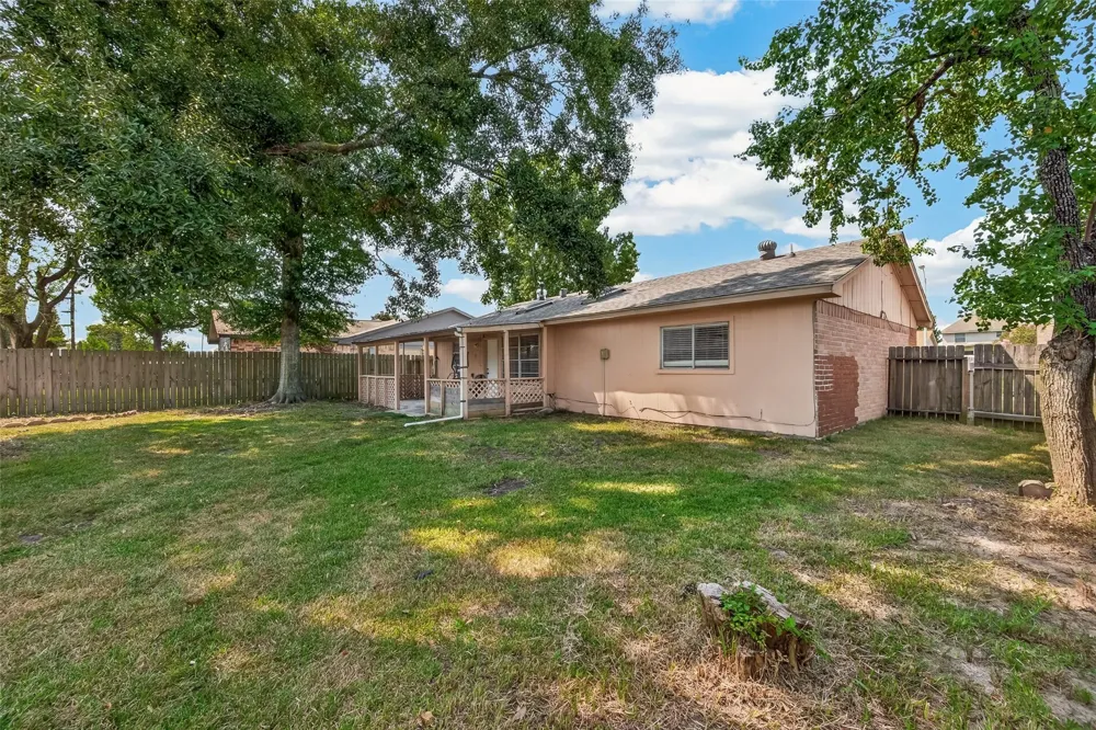 10706 Thorncliff Drive Humble, TX 77396