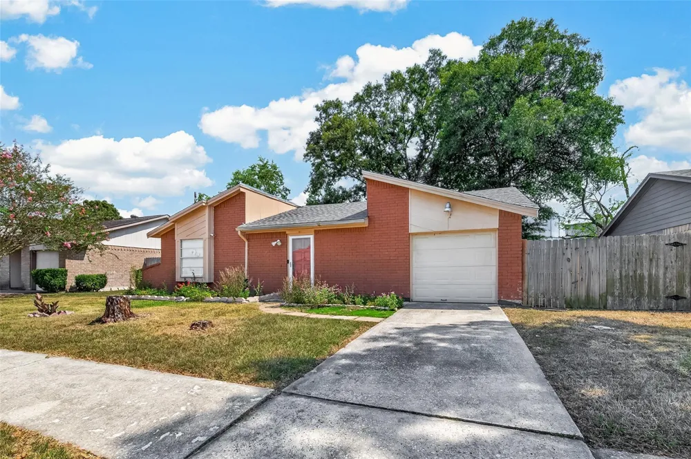 10706 Thorncliff Drive Humble, TX 77396
