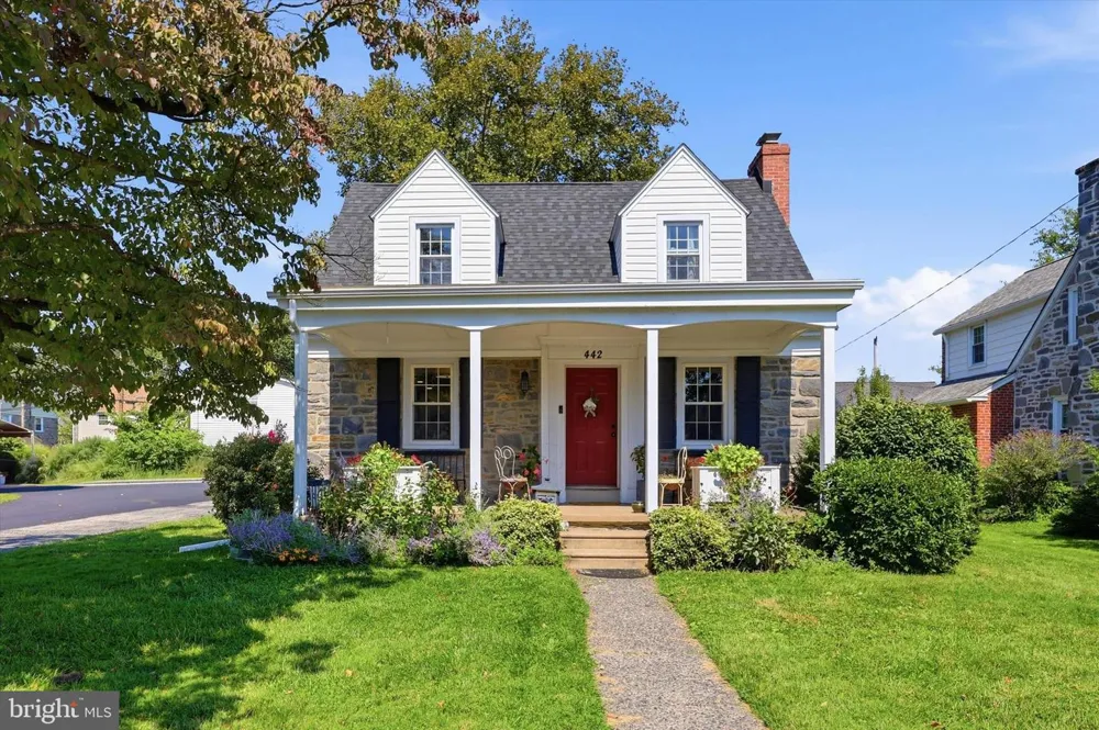 442 THATCHER ROAD Springfield, PA 19064