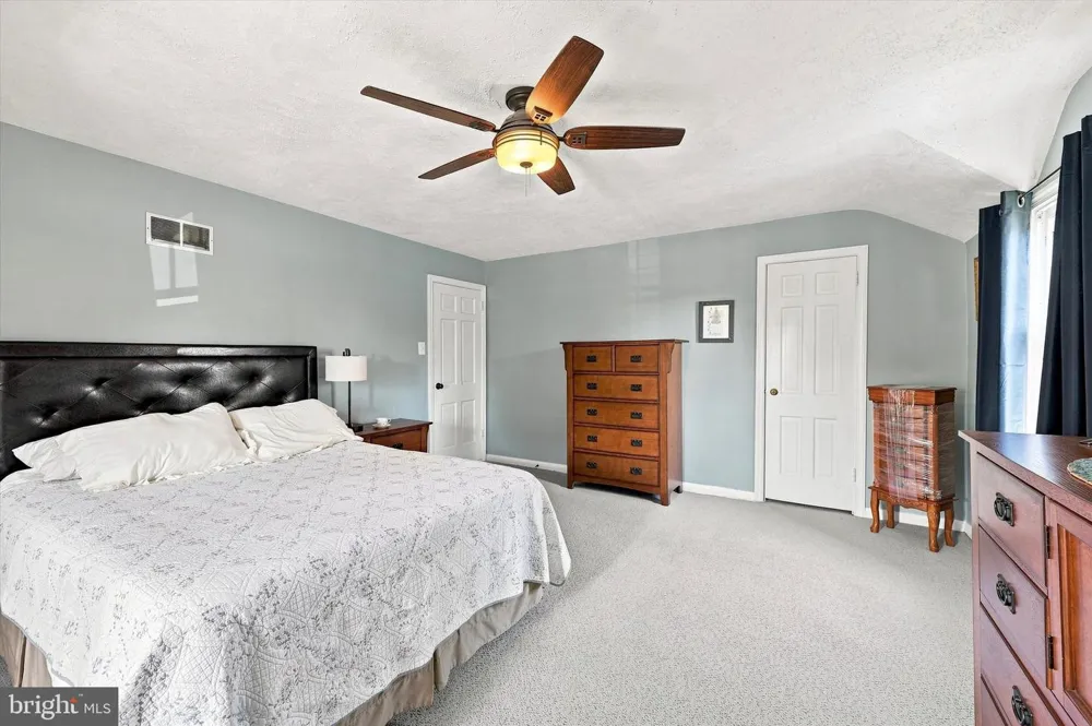 442 THATCHER ROAD Springfield, PA 19064