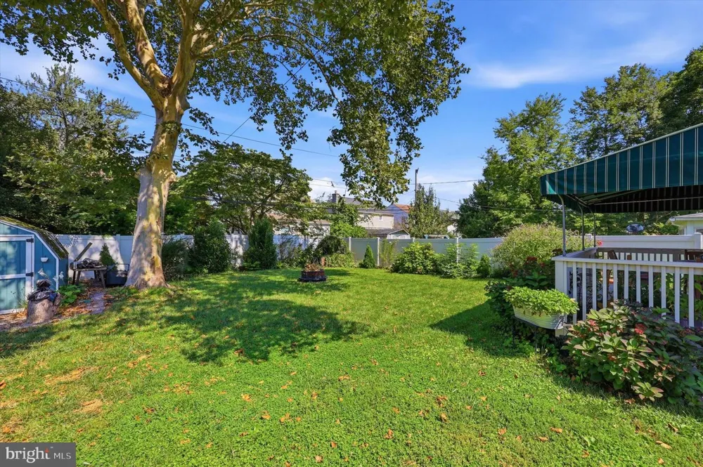 442 THATCHER ROAD Springfield, PA 19064