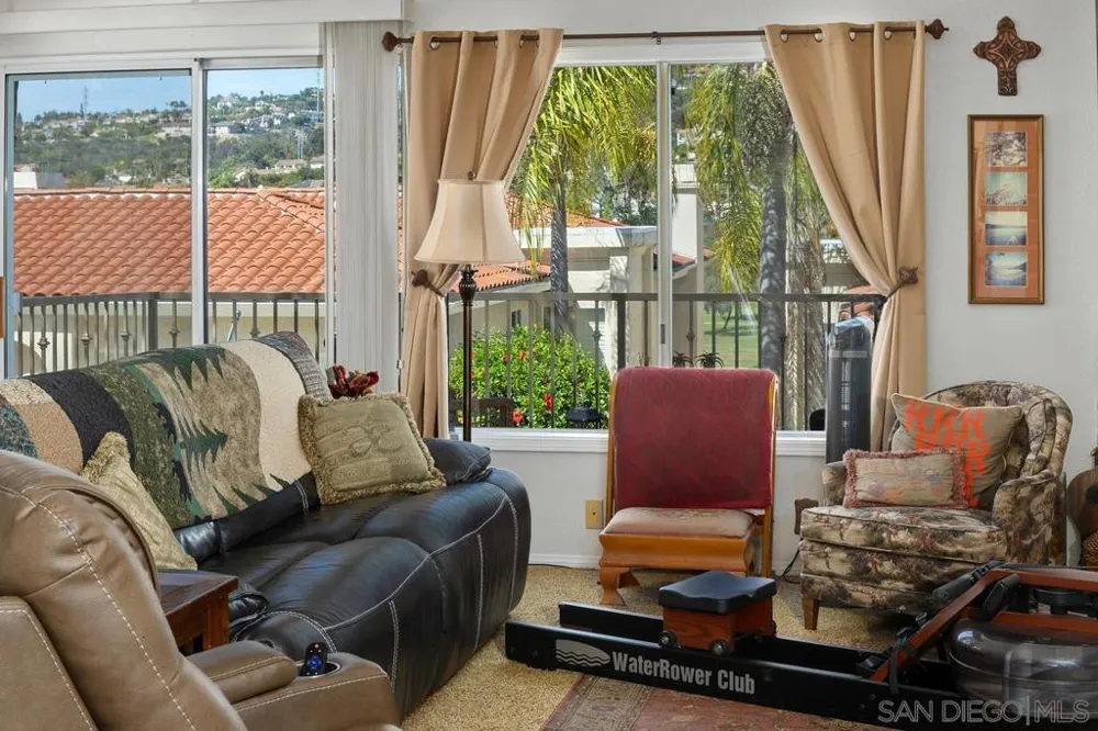 2520 Navarra Dr #C Carlsbad, CA 92009