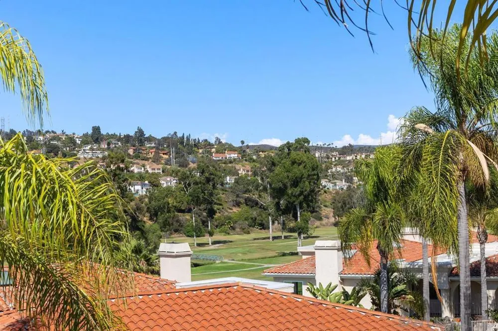 2520 Navarra Dr #C Carlsbad, CA 92009