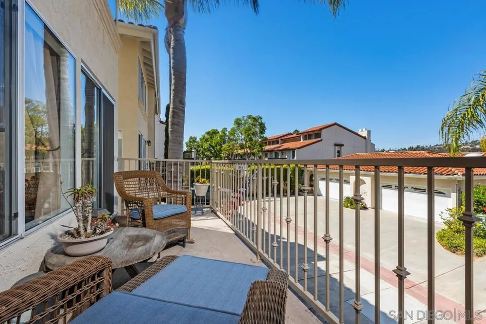2520 Navarra Dr #C Carlsbad, CA 92009