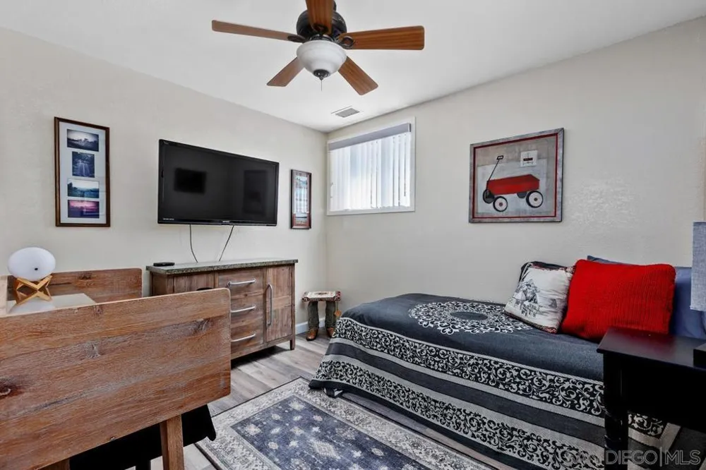 2520 Navarra Dr #C Carlsbad, CA 92009