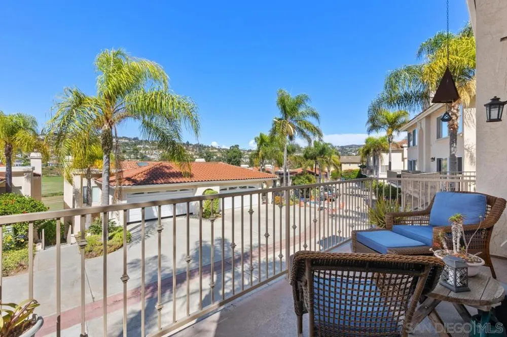 2520 Navarra Dr #C Carlsbad, CA 92009