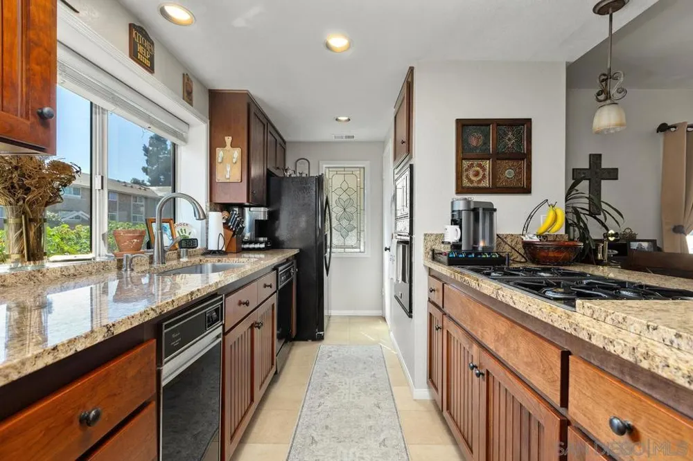 2520 Navarra Dr #C Carlsbad, CA 92009