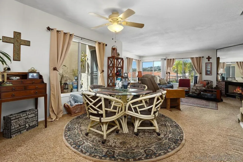2520 Navarra Dr #C Carlsbad, CA 92009