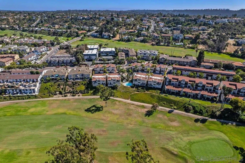2520 Navarra Dr #C Carlsbad, CA 92009