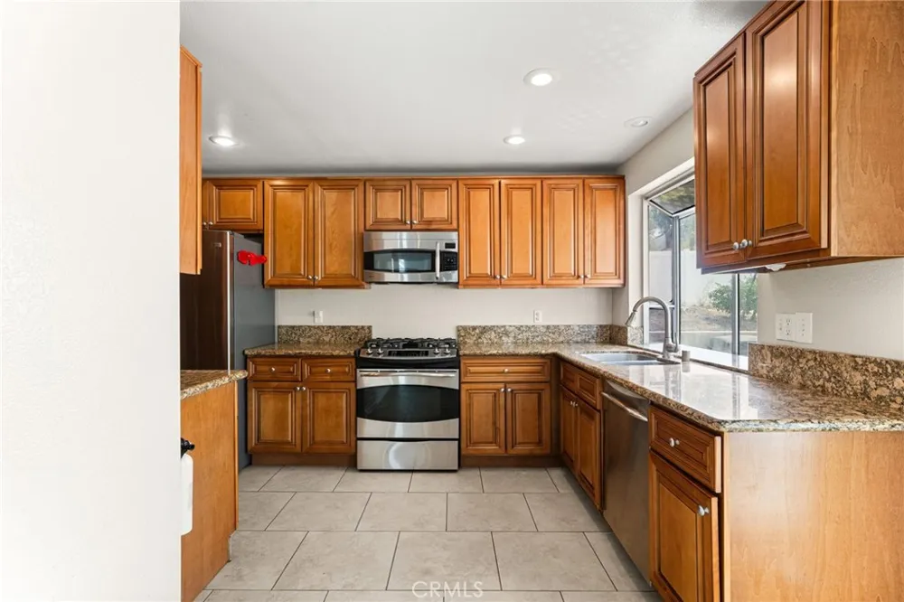 41875 Humber Drive Temecula, CA 92591