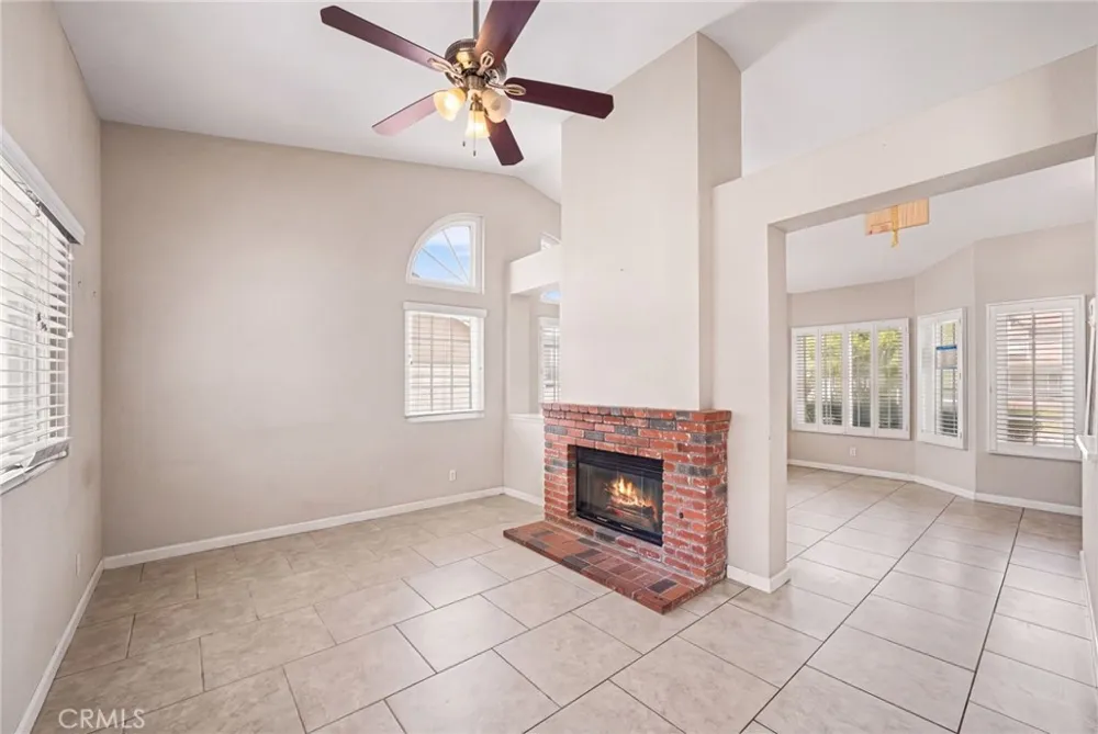 41875 Humber Drive Temecula, CA 92591