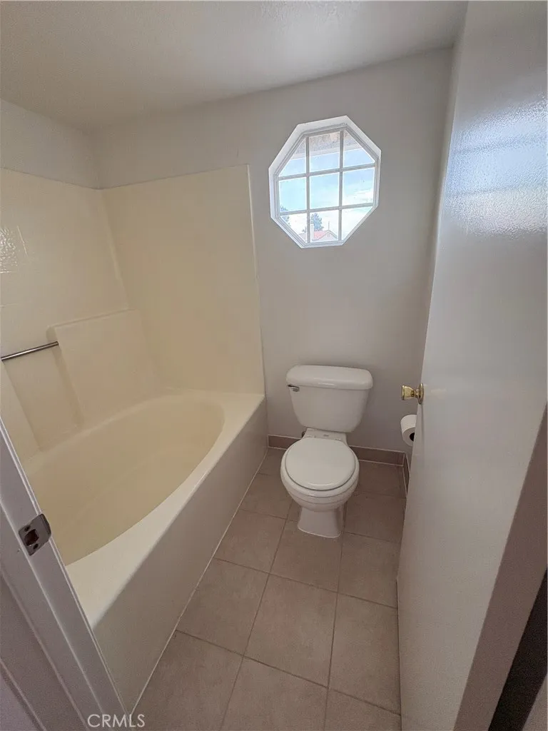 1524 Canterbury Redlands, CA 92374