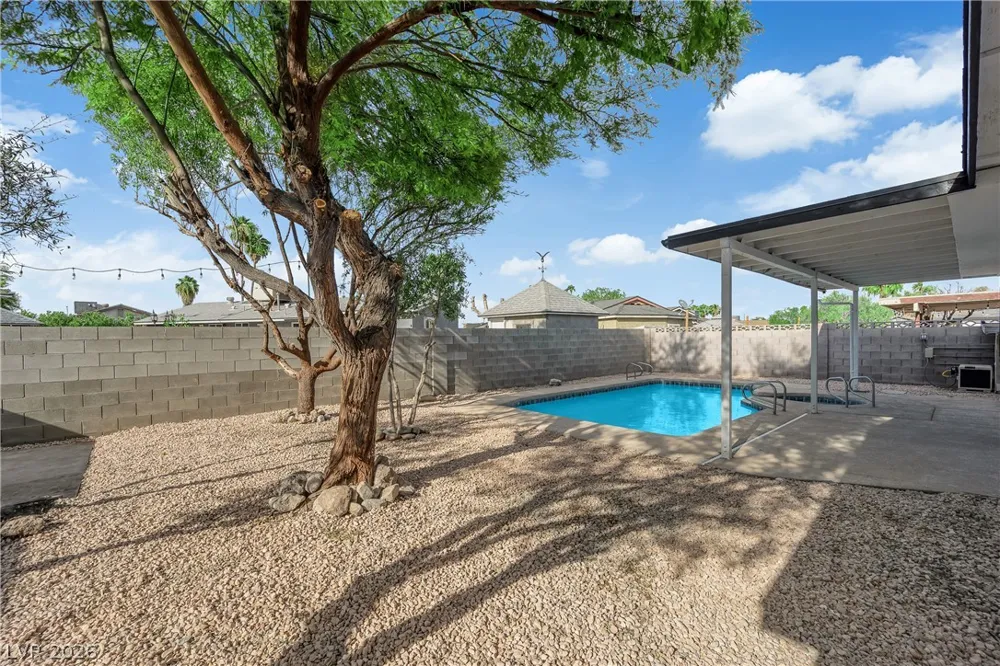 2109 Jansen Avenue Las Vegas, NV 89101