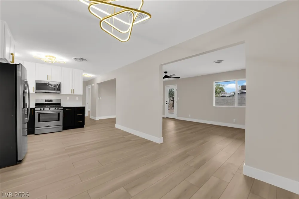 2109 Jansen Avenue Las Vegas, NV 89101