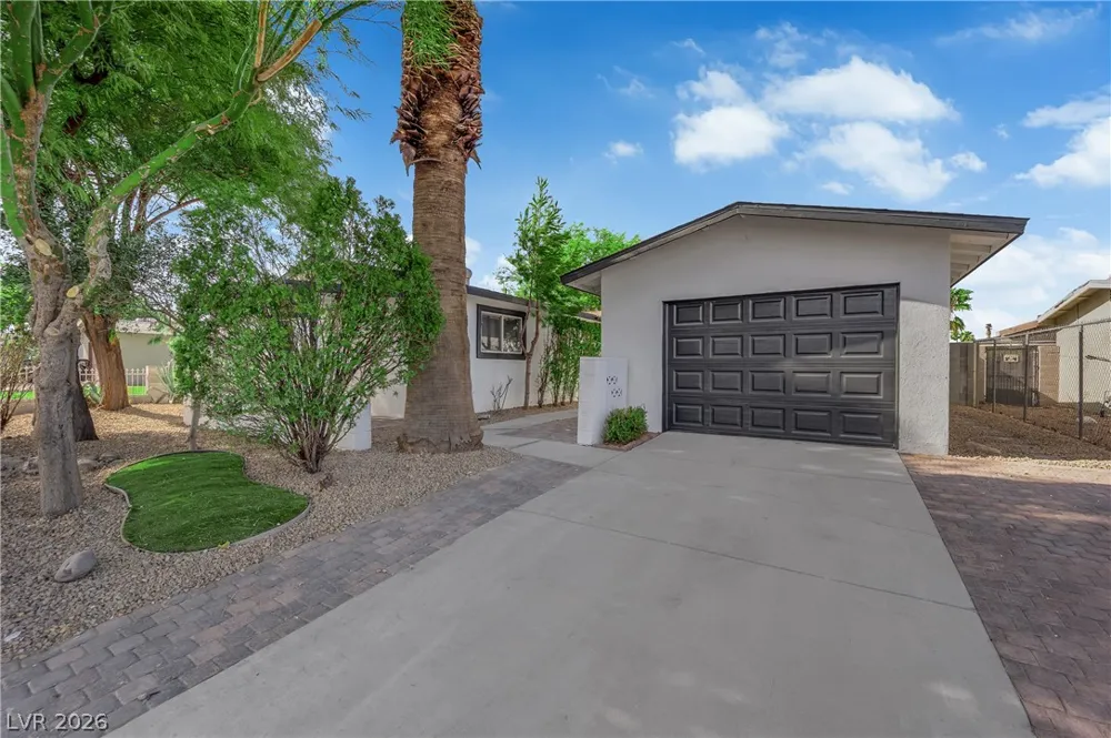 2109 Jansen Avenue Las Vegas, NV 89101