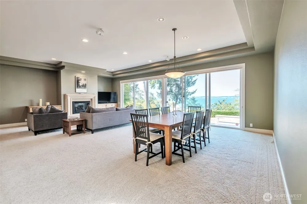 302 Noblecliff Place Langley, WA 98260